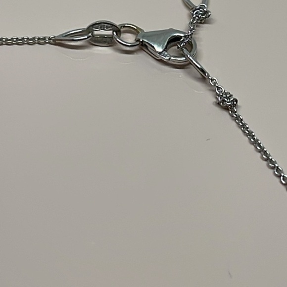 14k real solid white gold and mothers pearl and sapphire necklace - Picture 5 of 6